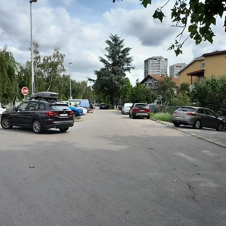 Lera Apartment-Free Public Parking Nearby Zagreb Exterior foto